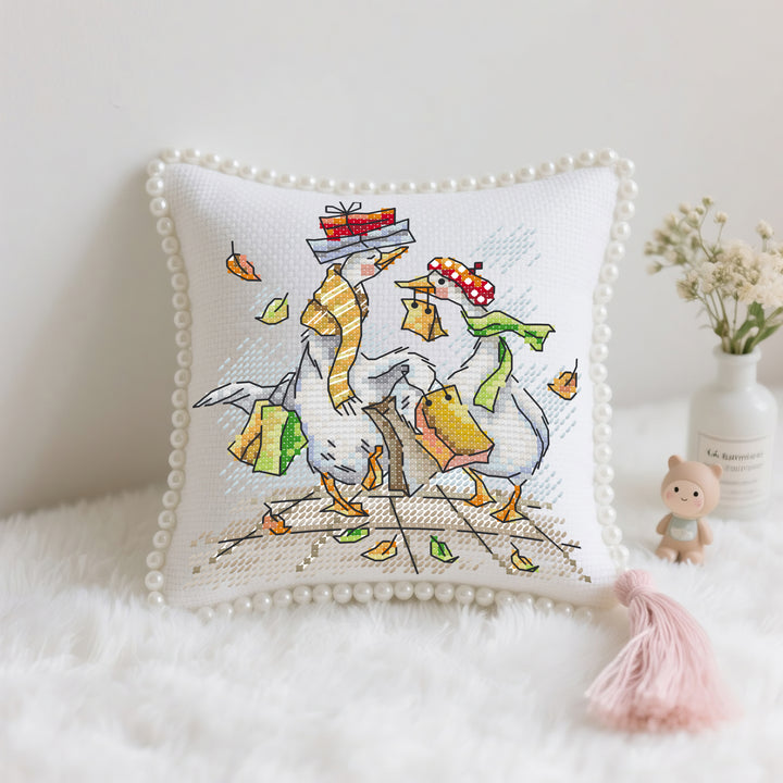 Autumn Shopping Goose Cross Stitch Needle Pocket