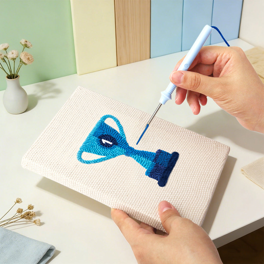 Champion Trophy and Gear Kit Mini Punch Needle Kit (4pcs)