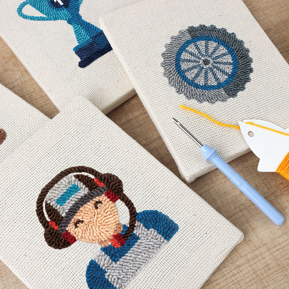 Champion Trophy and Gear Kit Mini Punch Needle Kit (4pcs)