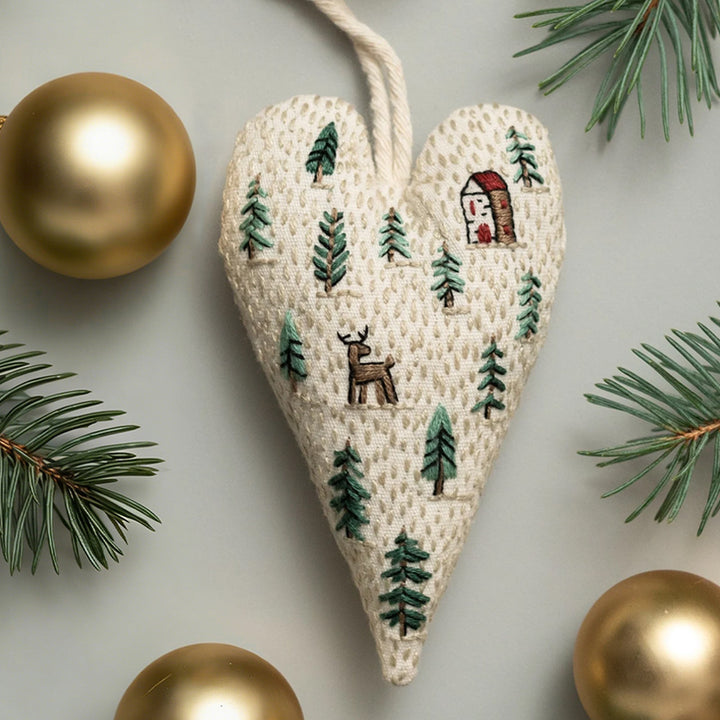 Heart-shaped Handmade Christmas Tree Embroidery Decoration Kit
