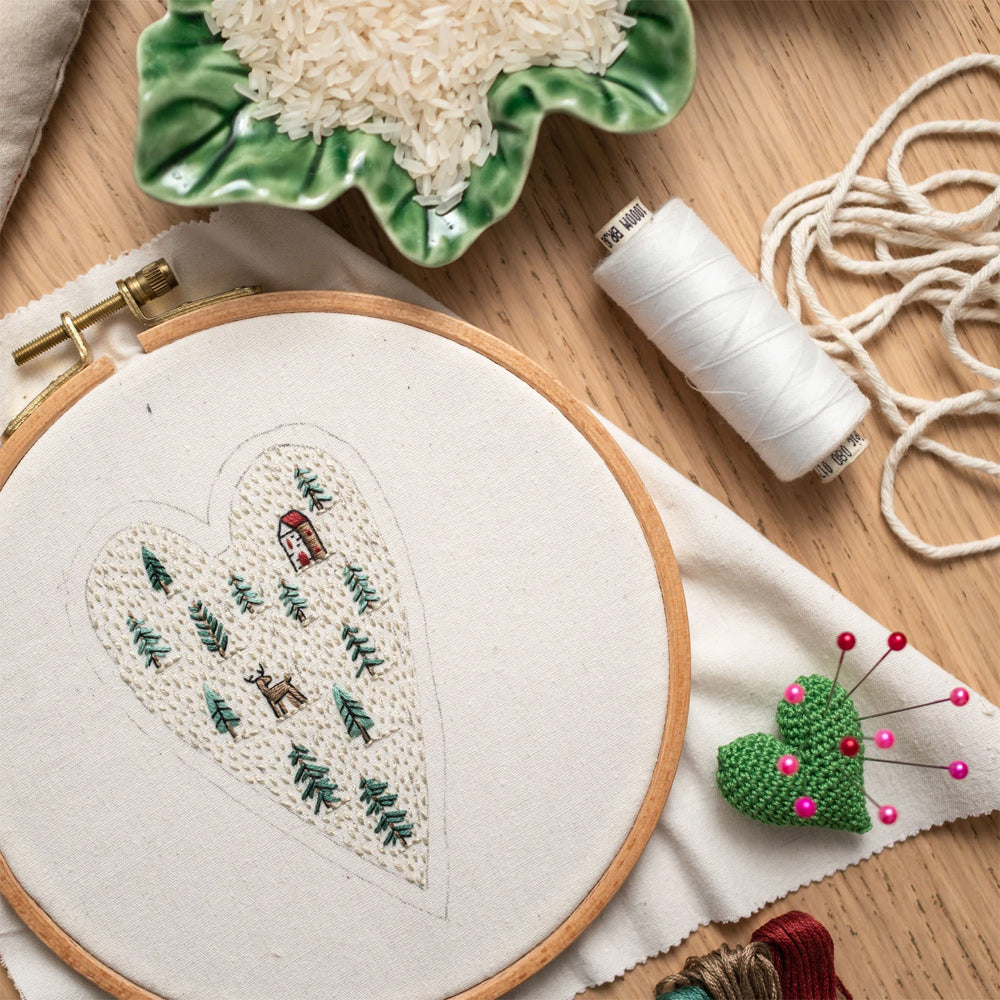 Heart-shaped Handmade Christmas Tree Embroidery Decoration Kit