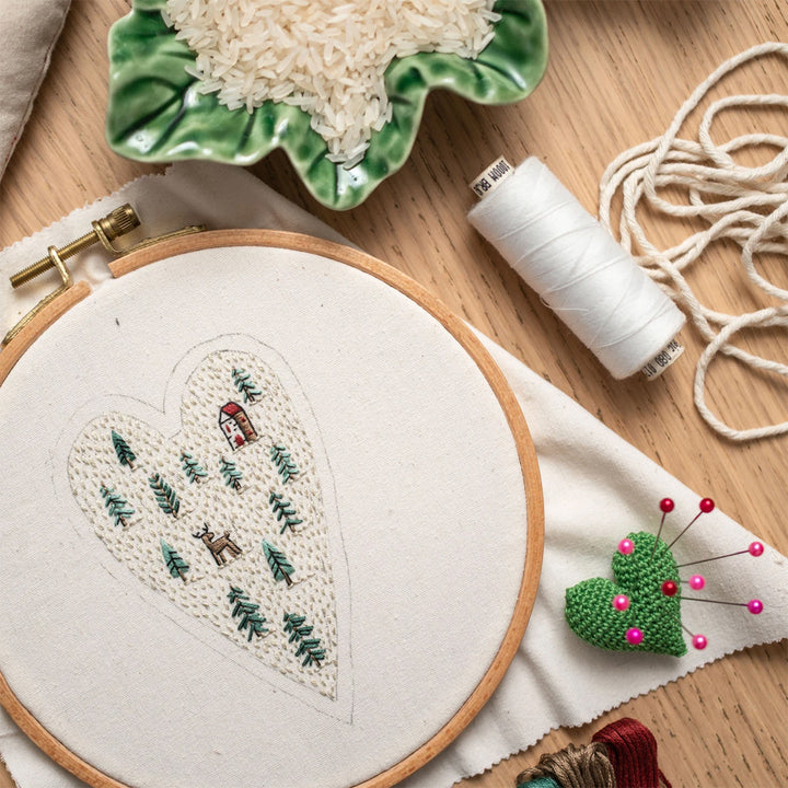 Heart-shaped Handmade Christmas Tree Embroidery Decoration Kit