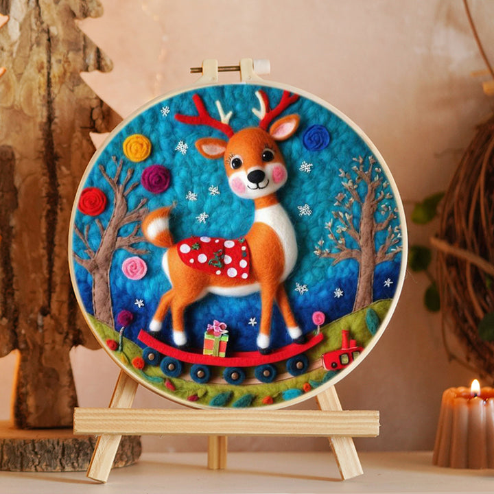 Reindeer & Toy Train Wool Needle Felting Painting Kit