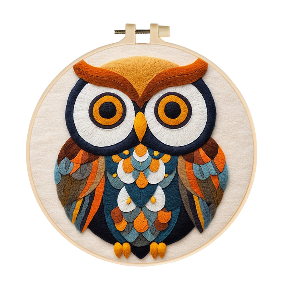 Bright Owl with Detailed Plumage Wool Needle Felting Painting Kit