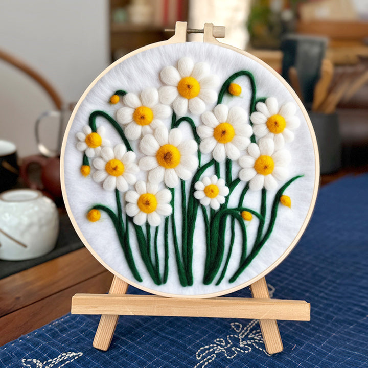 Blooming Daisies with Bright Yellow Centers Wool Needle Felting Painting Kit