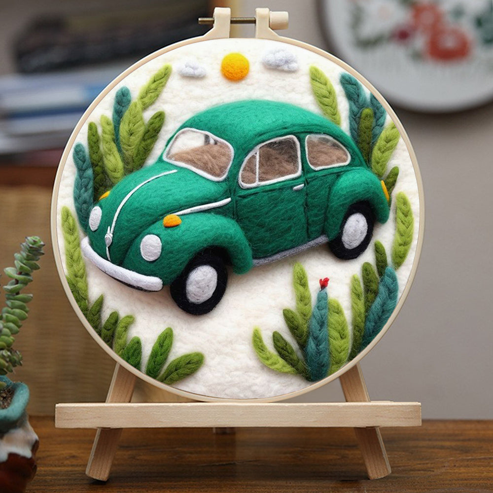 Small Green Car In The Bushes Wool Needle Felting Painting Kit