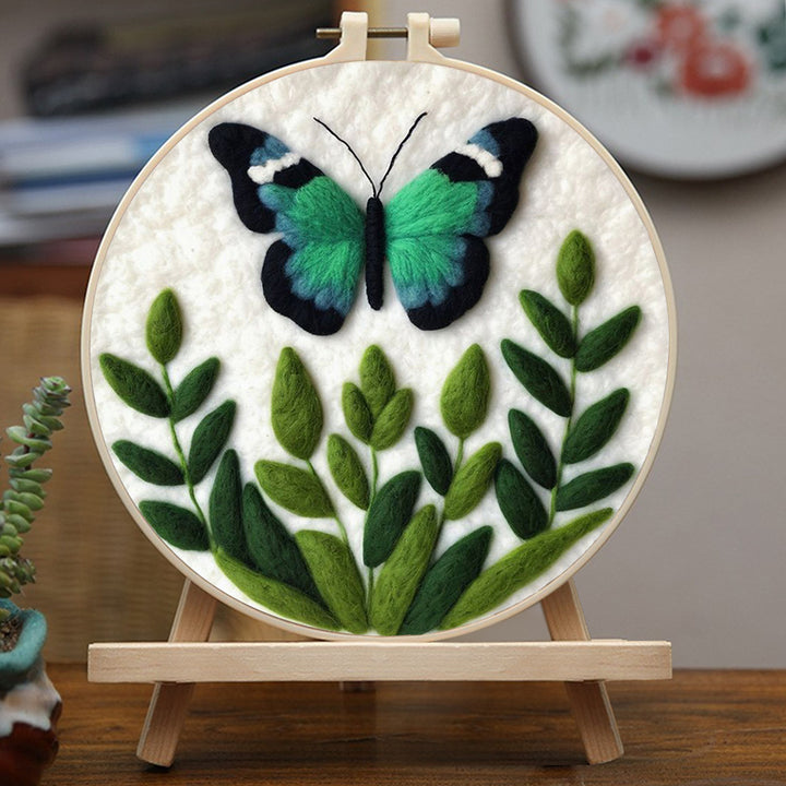 Green Butterflies Flutter Among The Grass Wool Needle Felting Painting Kit
