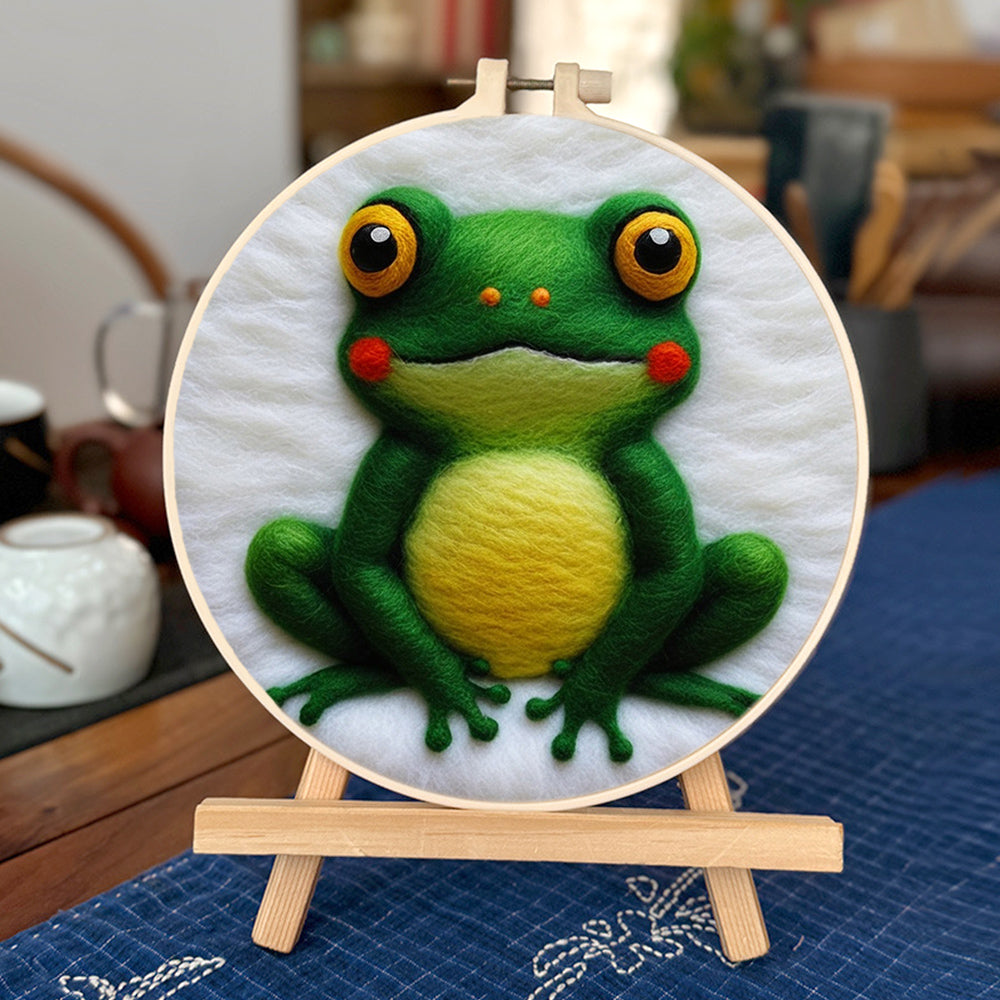 Frog Looks Up with Big Eyes Wool Needle Felting Painting Kit