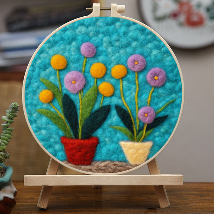 Spherical Flowers in a Potted Plant Wool Needle Felting Painting Kit