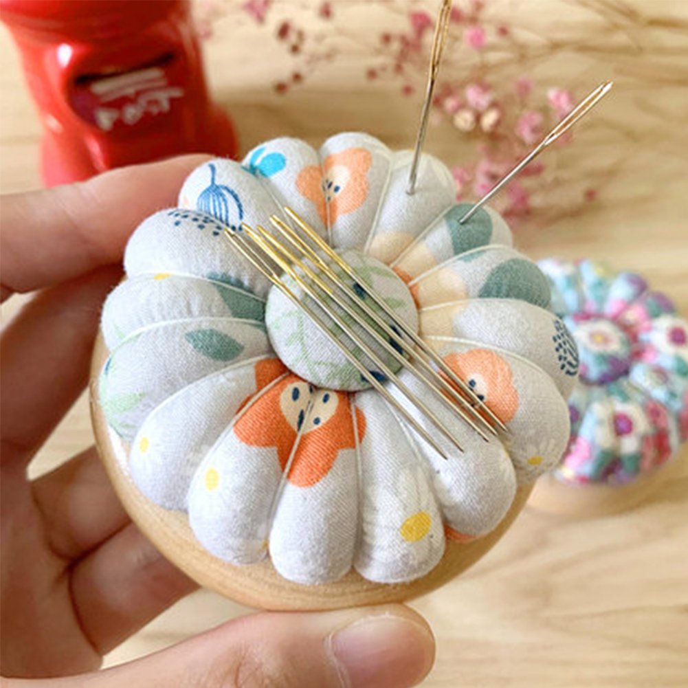 Pumpkin Shaped Magnetic Needle Pin Cushion Holder（Random Pattern）TOOL47